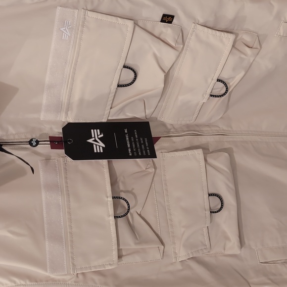 NWT Men's Alpha Industries Nylon Cargo Shirt Jacket - Medium - Picture 5 of 8